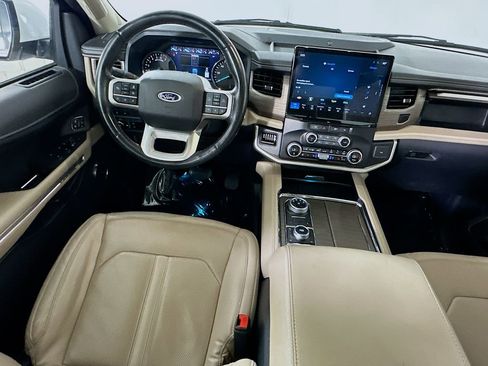 Used 2024 Ford Expedition Max Limited image 16