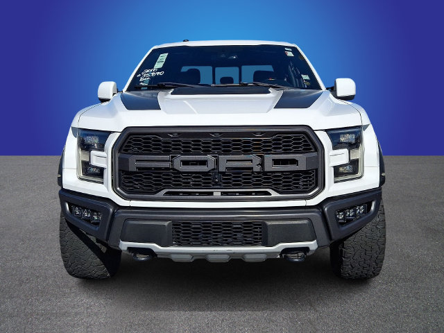 Used 2018 Ford F150 Raptor w/ Equipment Group 802A Luxury AWD/4WD image 2