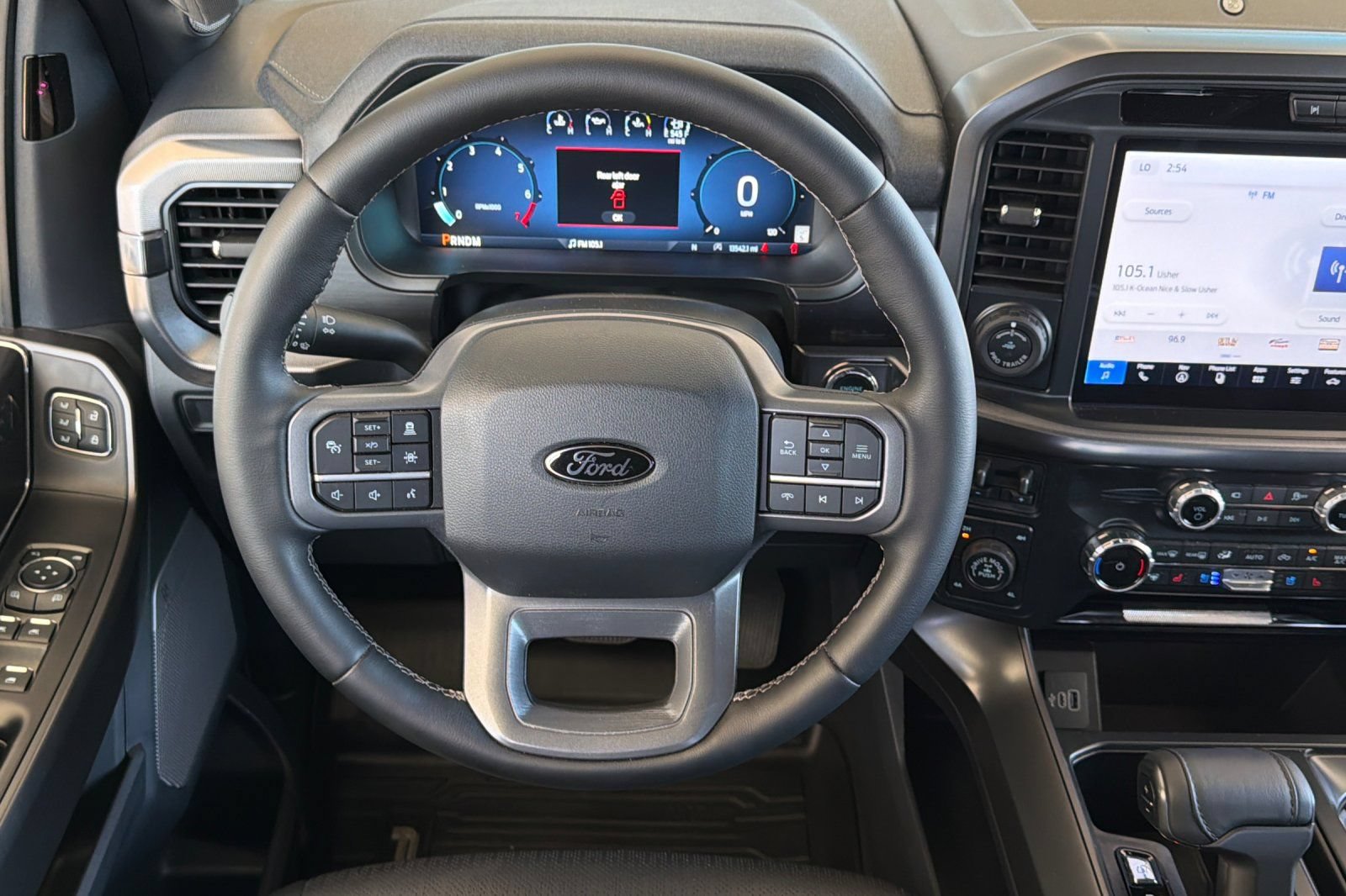 Used 2025 Ford F150 Lariat w/ Equipment Group 501A Mid AWD/4WD image 15