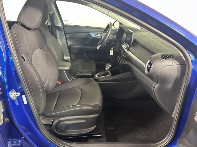 Used 2024 Kia Forte LXS w/ LXS Technology Package FWD image 27