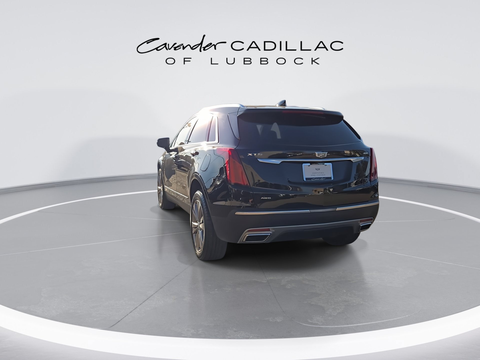 Used 2023 Cadillac XT5 Premium Luxury w/ Platinum Package AWD/4WD image 7