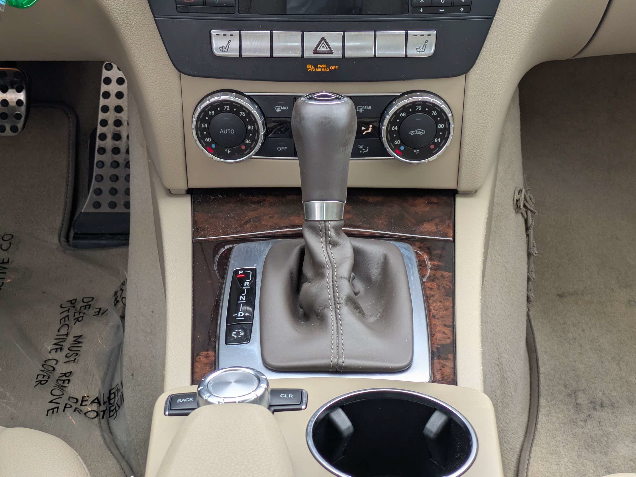 Used 2013 Mercedes-Benz C 250 Sedan image 16