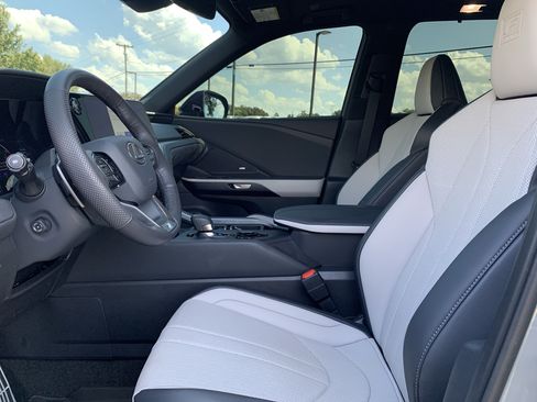 Certified 2026 Lexus TX 350 AWD w/ Technology Package image 16