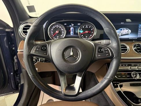 Used 2017 Mercedes-Benz E 300 E 300 image 32