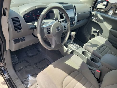 Used 2019 Nissan Frontier S RWD image 9