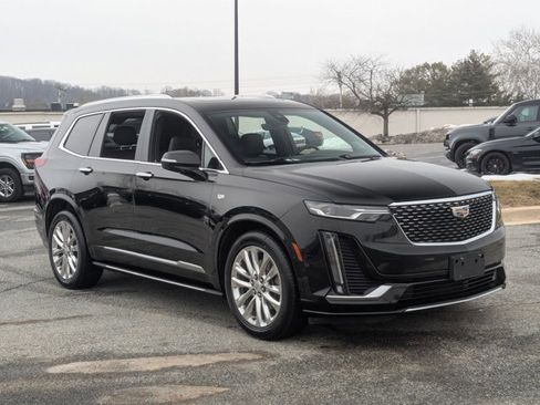 Used 2020 Cadillac XT6 Premium Luxury image 3
