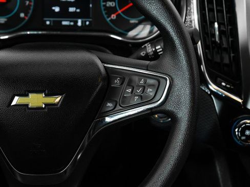 Used 2017 Chevrolet Cruze LT w/ Convenience Package image 15