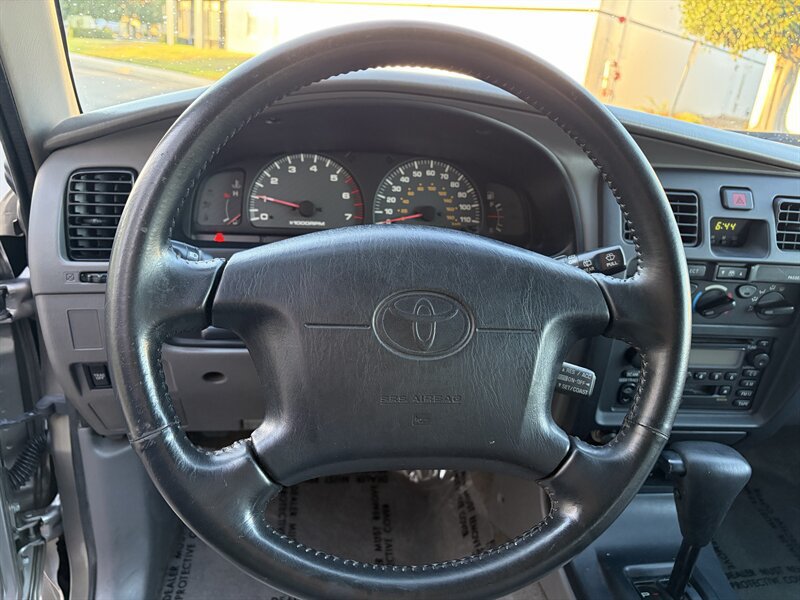 Used 2001 Toyota 4Runner SR5 RWD image 16