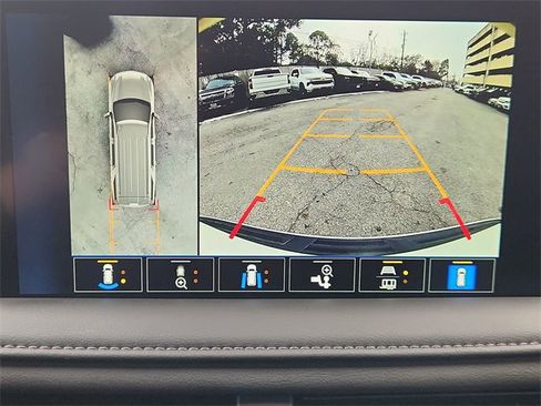 Certified 2024 Chevrolet Tahoe Z71 w/ Luxury Package image 15