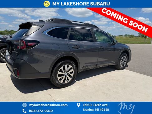 Used 2022 Subaru Outback Premium AWD/4WD image 8