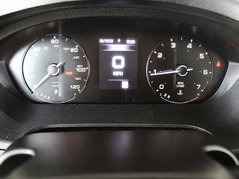 Used 2024 RAM ProMaster 2500 w/ Convenience Group image 20