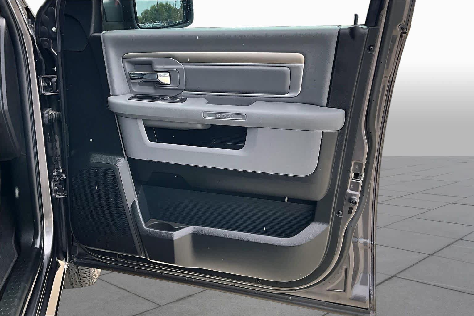 Used 2017 RAM 1500 Lone Star RWD image 20
