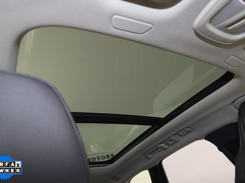 Used 2025 Volvo XC60 B5 Plus image 11