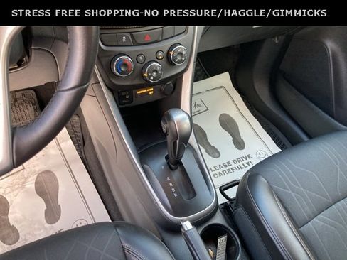 Used 2021 Chevrolet Trax LT w/ Redline Edition image 20