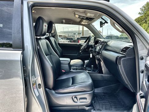 Used 2017 Toyota 4Runner TRD Pro AWD/4WD image 27