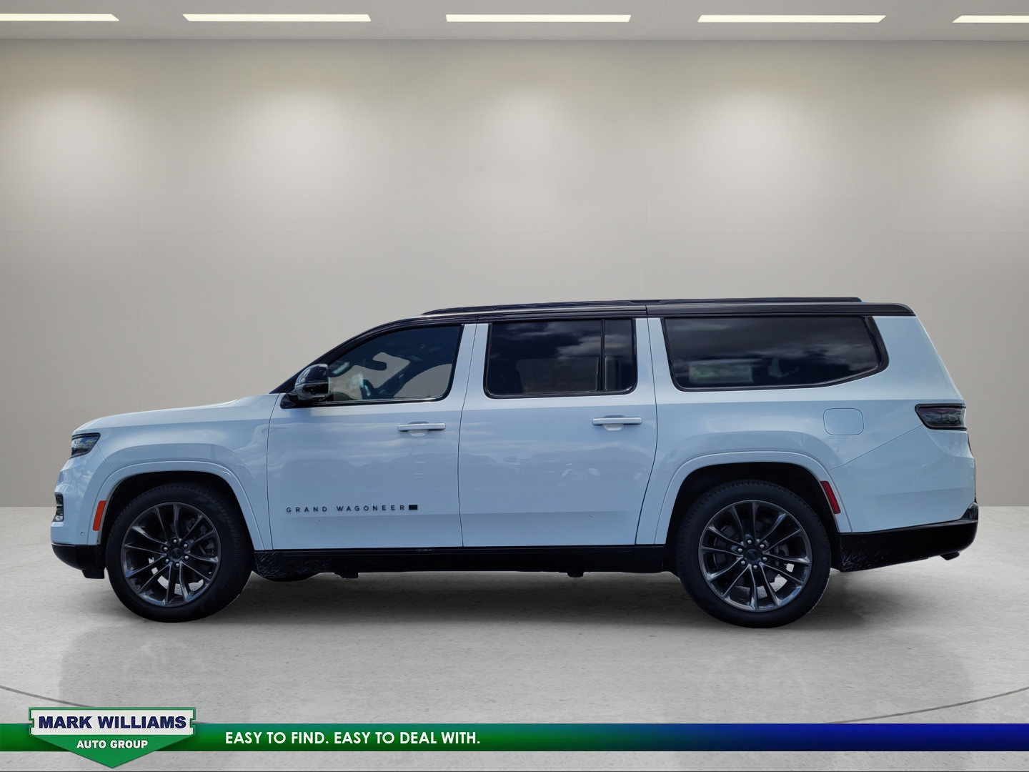 Used 2025 Jeep Grand Wagoneer L Series II Obsidian w/ Quick Order Packagew 28T AWD/4WD image 11