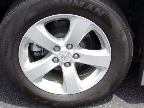 Used 2017 Toyota Sienna LE FWD image 18