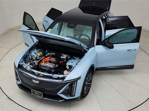 Used 2025 Cadillac Lyriq Sport image 85