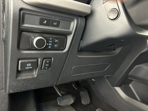 Used 2022 Ford Expedition XLT AWD/4WD image 14
