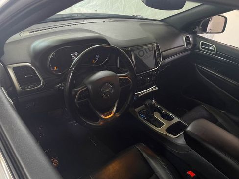 Used 2022 Jeep Grand Cherokee Limited image 13