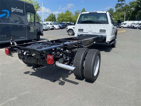 New 2025 Ford F550 4x4 Regular Cab Super Duty image 25