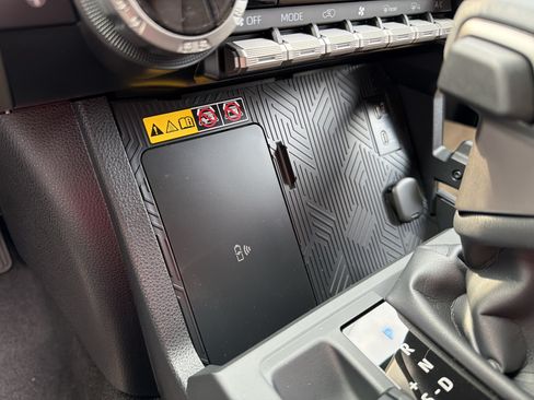 New 2026 Toyota 4Runner Limited AWD/4WD image 27