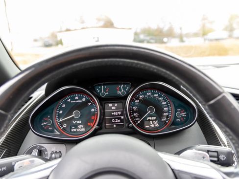 Used 2011 Audi R8 V10 image 18