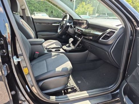Used 2024 Kia Seltos S FWD image 26