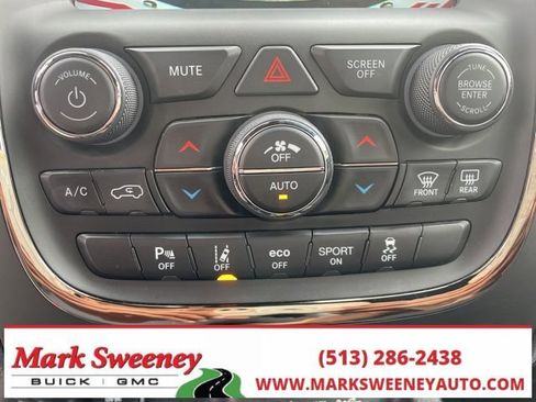 Used 2020 Dodge Durango R/T w/ Technology Group image 21