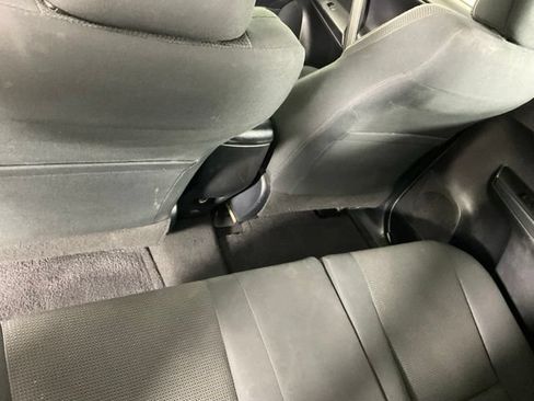 Used 2017 Toyota RAV4 XLE FWD image 15