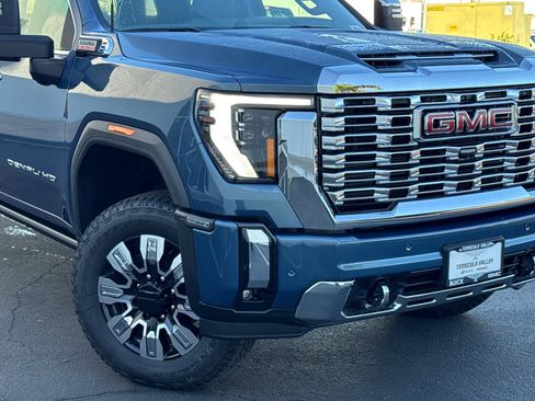 New 2026 GMC Sierra 2500 Denali w/ Denali Reserve Package image 3