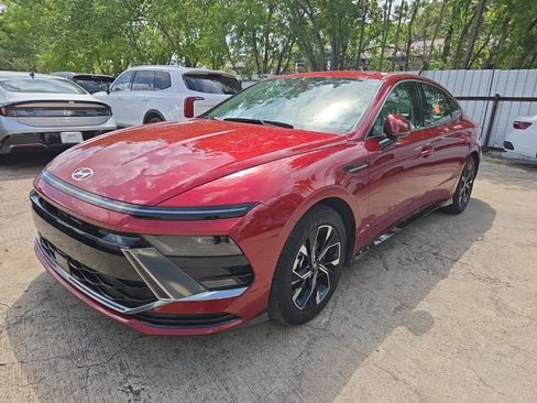 Used 2025 Hyundai Sonata SEL image 1
