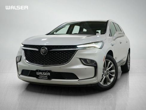Used 2023 Buick Enclave Avenir image 1