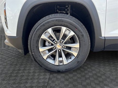 New 2026 Chevrolet Equinox LT image 14