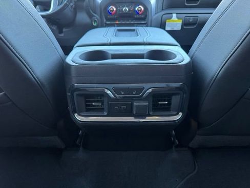 Used 2019 GMC Sierra 1500 SLT w/ SLT Premium Package AWD/4WD image 9