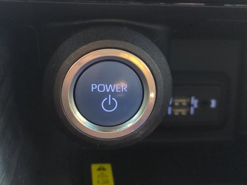 Used 2021 Toyota Venza Limited w/ Advanced Technology Package AWD/4WD image 24