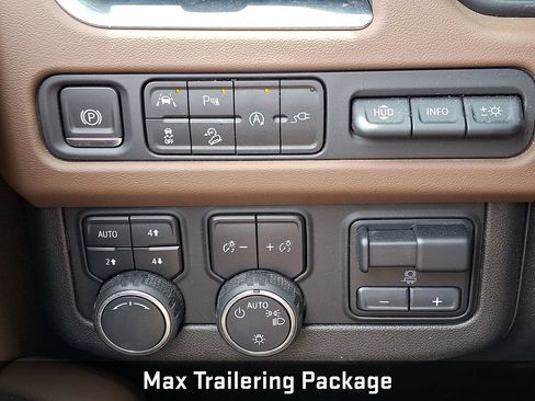 Used 2021 Chevrolet Tahoe High Country w/ Premium Package AWD/4WD image 21