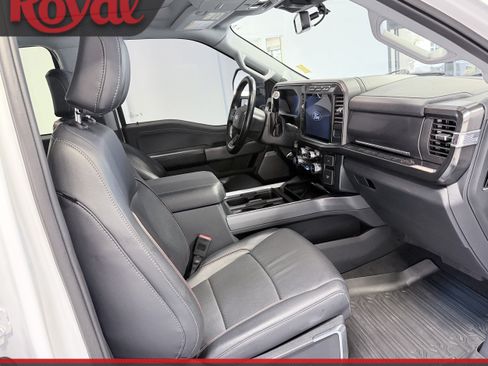 Used 2024 Ford F250 Lariat w/ Tremor Off-Road Package AWD/4WD image 15