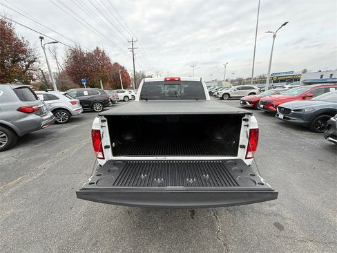 Used 2018 RAM 1500 Big Horn image 25