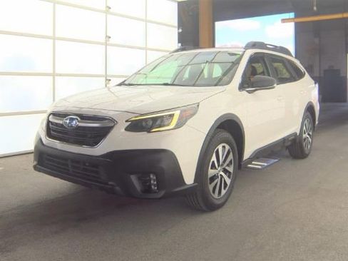 Used 2022 Subaru Outback image 1