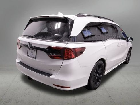 Certified 2023 Honda Odyssey Sport image 6