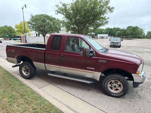 Used 2004 Ford F350 4x4 SuperCab Super Duty image 4