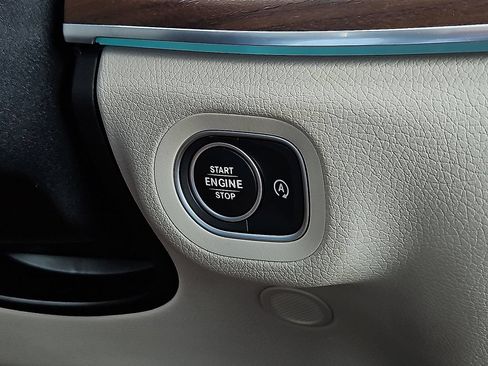Certified 2025 Mercedes-Benz GLE 350 4MATIC image 24