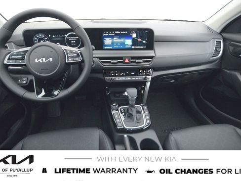 New 2026 Kia Seltos EX image 17