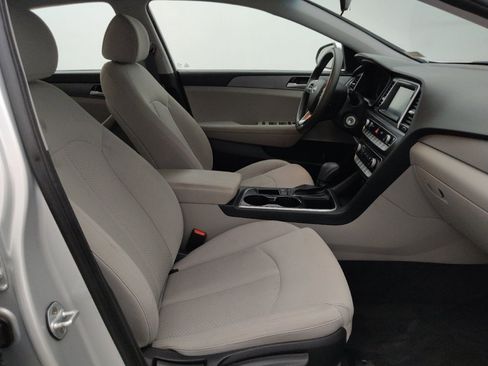 Used 2018 Hyundai Sonata SE FWD image 21