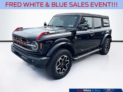 Used 2022 Ford Bronco Outer Banks AWD/4WD image 3