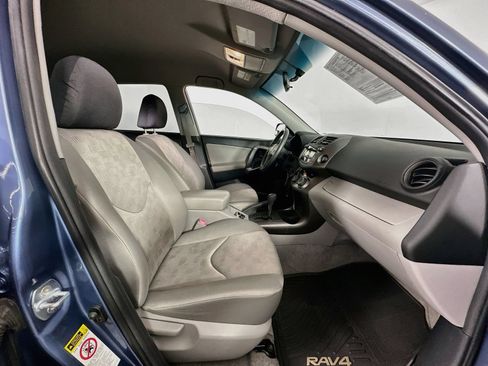Used 2009 Toyota RAV4 4WD w/ Base L4 Extra Value Pkg image 24