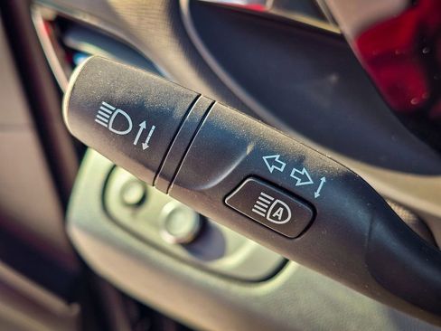 New 2026 Buick Envista Sport Touring image 18