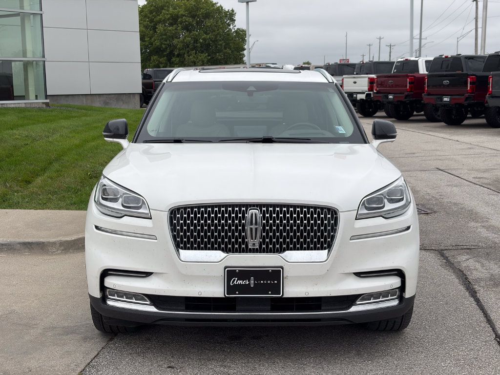 Used 2020 Lincoln Aviator Reserve w/ Equipment Group 202A AWD/4WD image 8