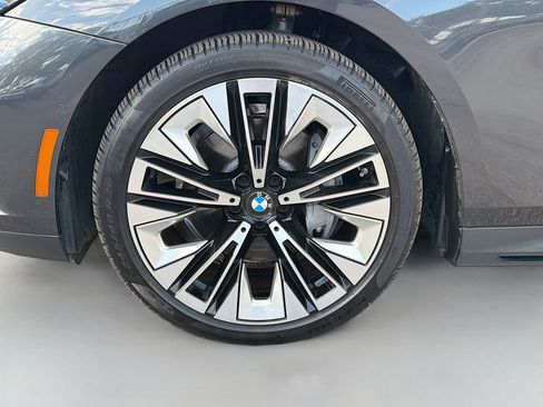 Used 2025 BMW 540i xDrive AWD/4WD image 42